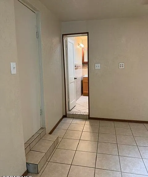 401 Ramona Ave — Photo 5