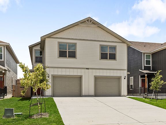 2nd image of 7616 Magnolia Vlg #102