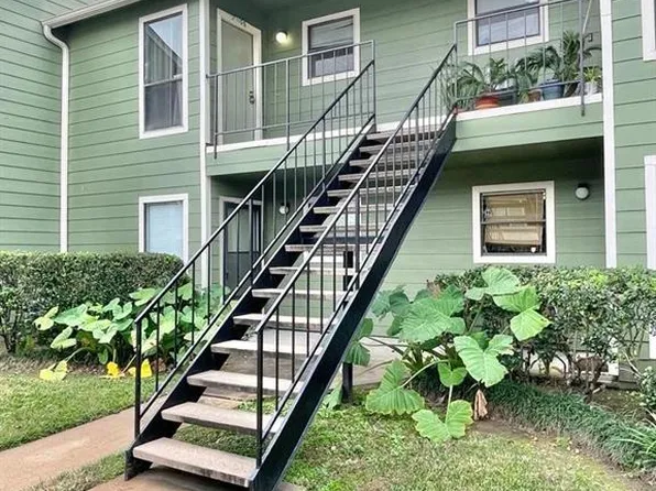 14777 Wunderlich Dr APT 1106, Houston, TX 77069