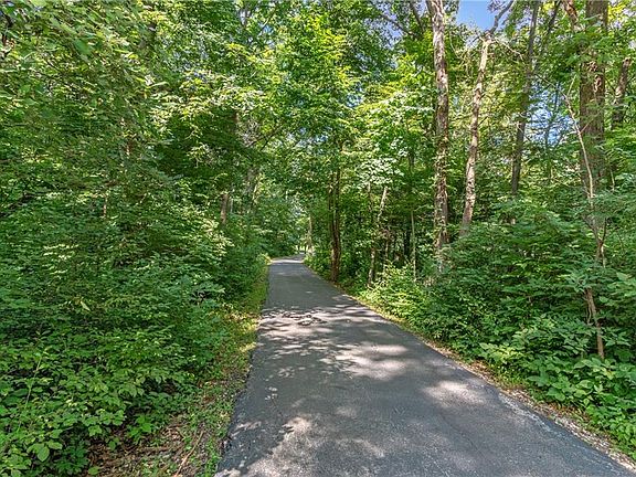 3rd image of 10493 N County Road 1000 E