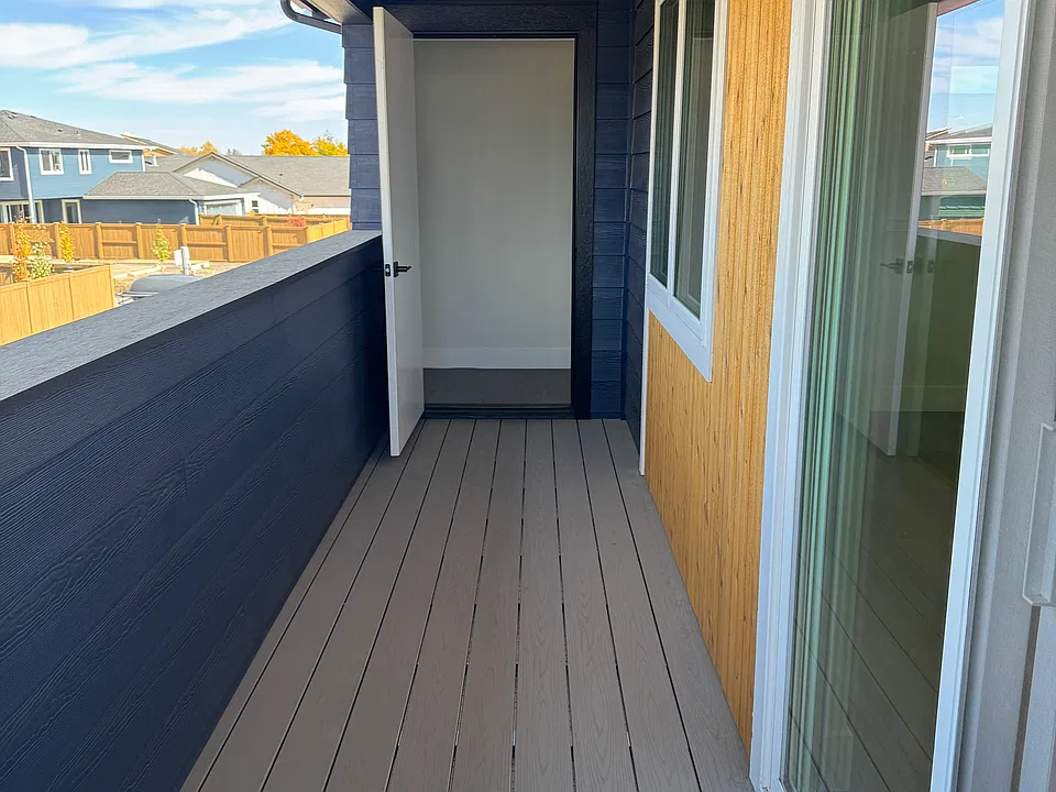 20513 SE Dorset Pl