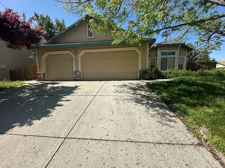 728 Sands Way — Photo 36