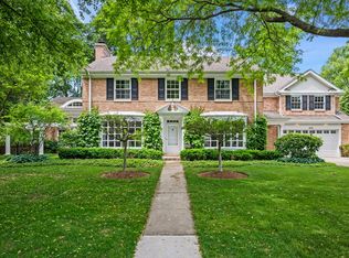 630 S Beverly Ln, Arlington Heights, IL 60005