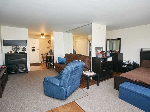 4th image of 17270 Highland Ave APT 7N