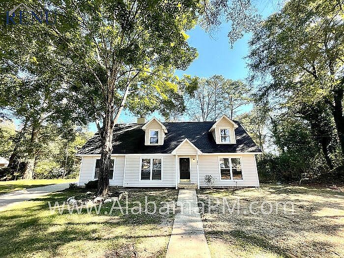 1st image of 15812 E Independence Ave