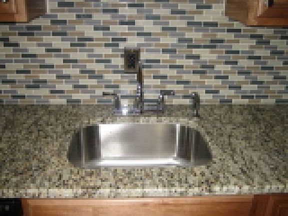 Granite tops/backsplash