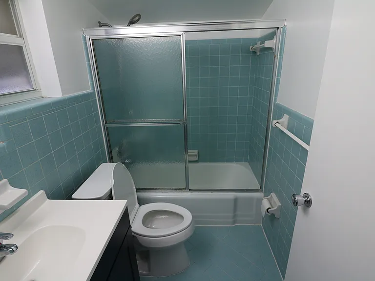 upstairs bathroom