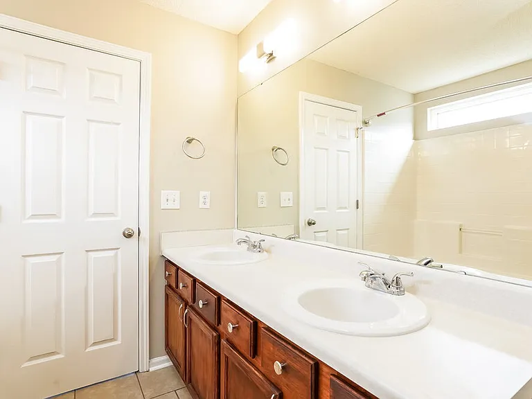 5904 Roteny Ct — Photo 16