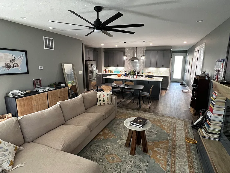 2060 Ruckle St — Photo 11