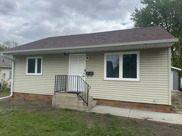 1007 S 27th St, Fort Dodge, IA 50501