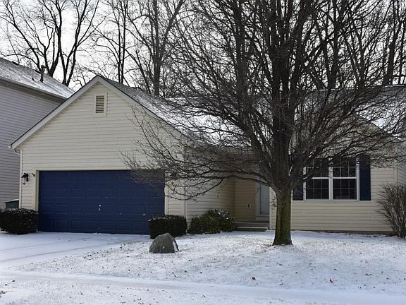 2nd image of 7909 Fairfax Loop Dr