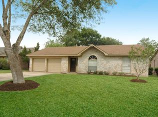 15707 Blackhawk Blvd, Friendswood, TX 77546