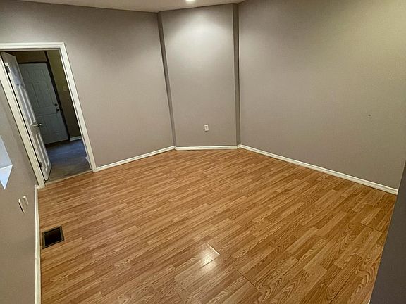 3rd image of 2324 Christian St #1