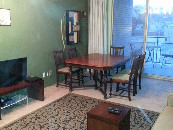 2nd image of 3000 Farnam St #S3k