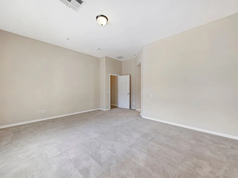 53 Stonemark Dr — Photo 34