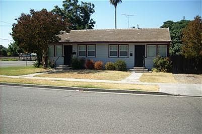 1st image of 203 N Acacia Ave