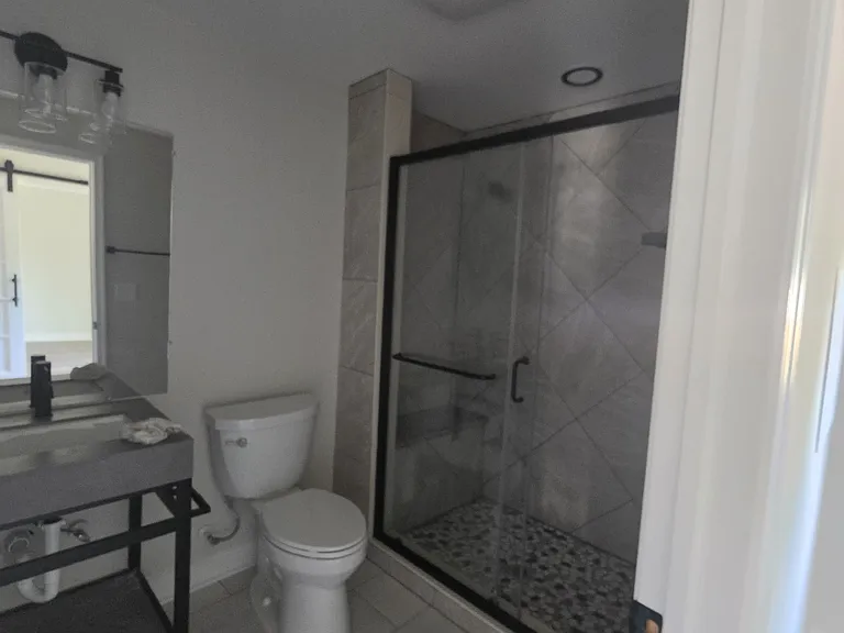 479 Byrne St — Photo 14