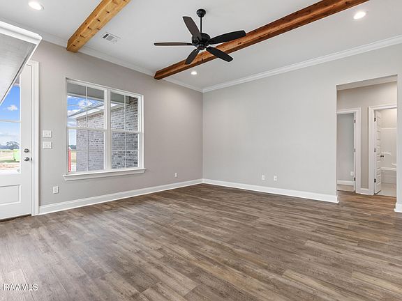 5th image of 105 Carreras Ln