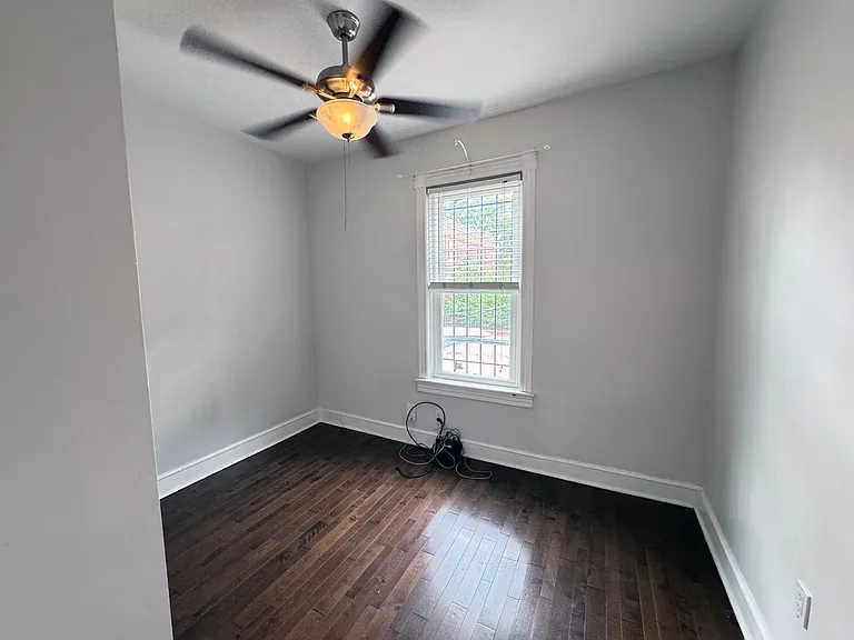 718 4th St NE — Photo 13