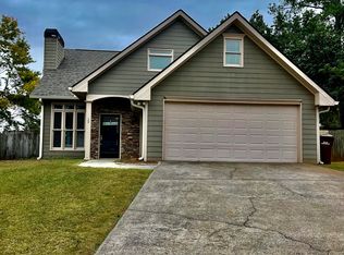 12 Saddlebrook Dr, Cartersville, GA 30120
