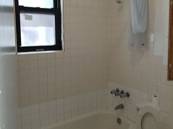 4th image of 550 W 153rd St APT 52