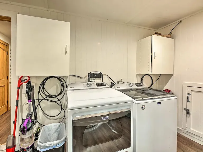 1450 E Nadean Ln — Photo 27