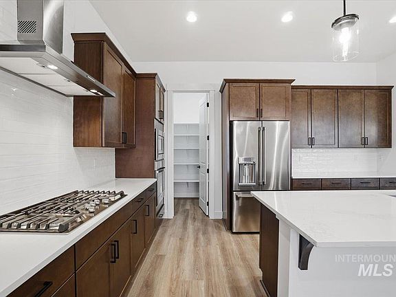6th image of this home