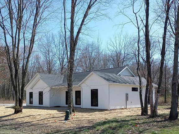 2nd image of 503 Noah Ln