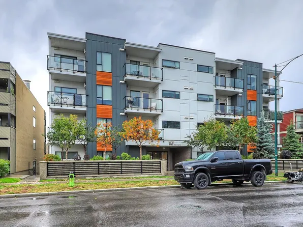 1521 N 26th Ave SW #208, Calgary, AB T2T 1C4