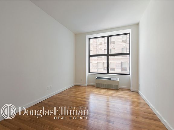 5th image of 240 Park Ave S APT 4D