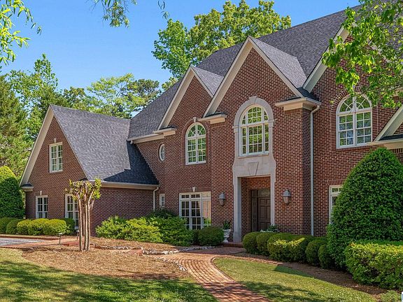 4th image of 1103 Greymoor Rd