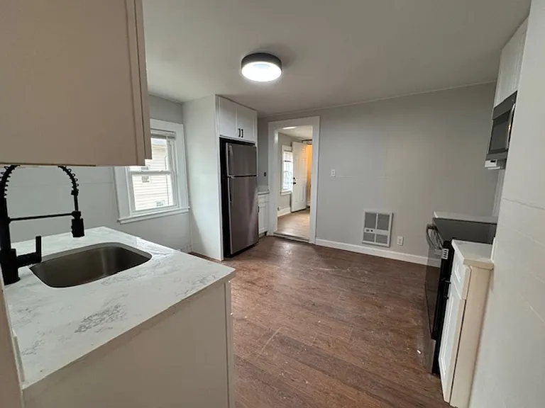 39 Bank St — Photo 28