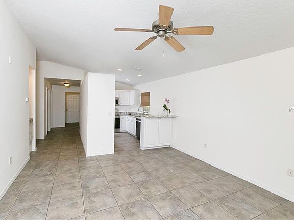 3rd image of 3605 2nd Ave W