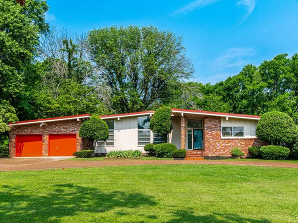 1206 Saunders Ave, Madison, TN 37115