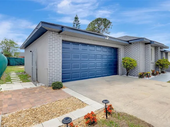 523 Floral Dr, Kissimmee, FL 34743