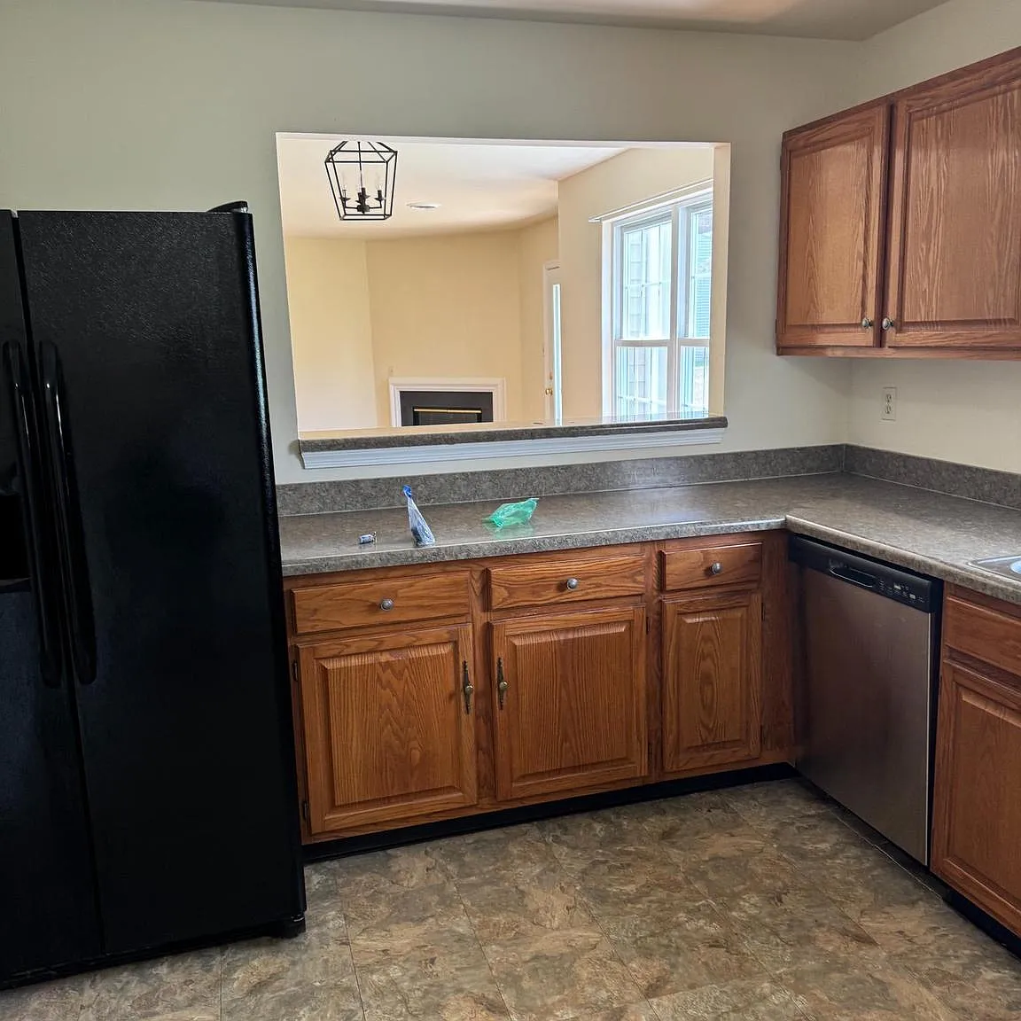 2 bed, 1342 sqft, $2,500 — Photo 2