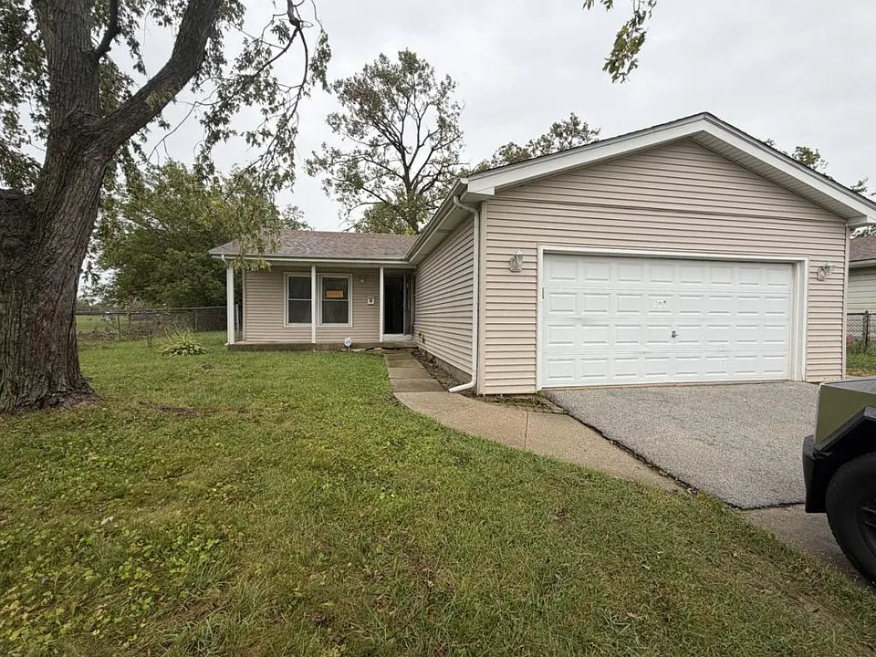 1031 Blackhawk Dr