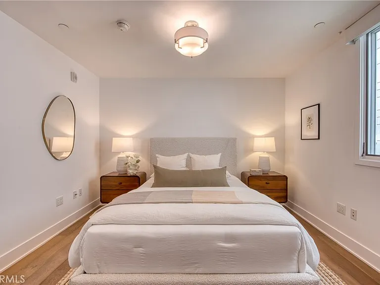 125 Hurlbut St #203 — Photo 22