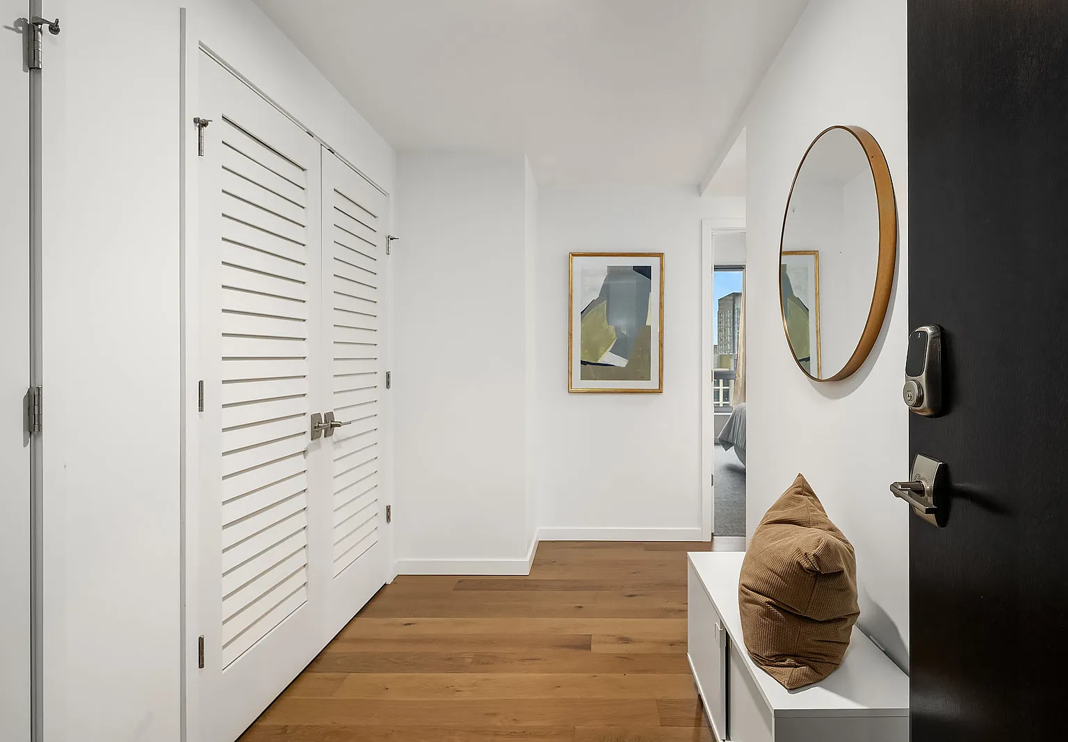 2 bed, 1075 sqft, $4,250 — Photo 2