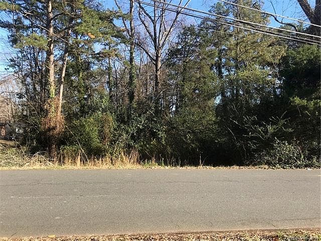 2nd image of 0000 Cresthill Dr