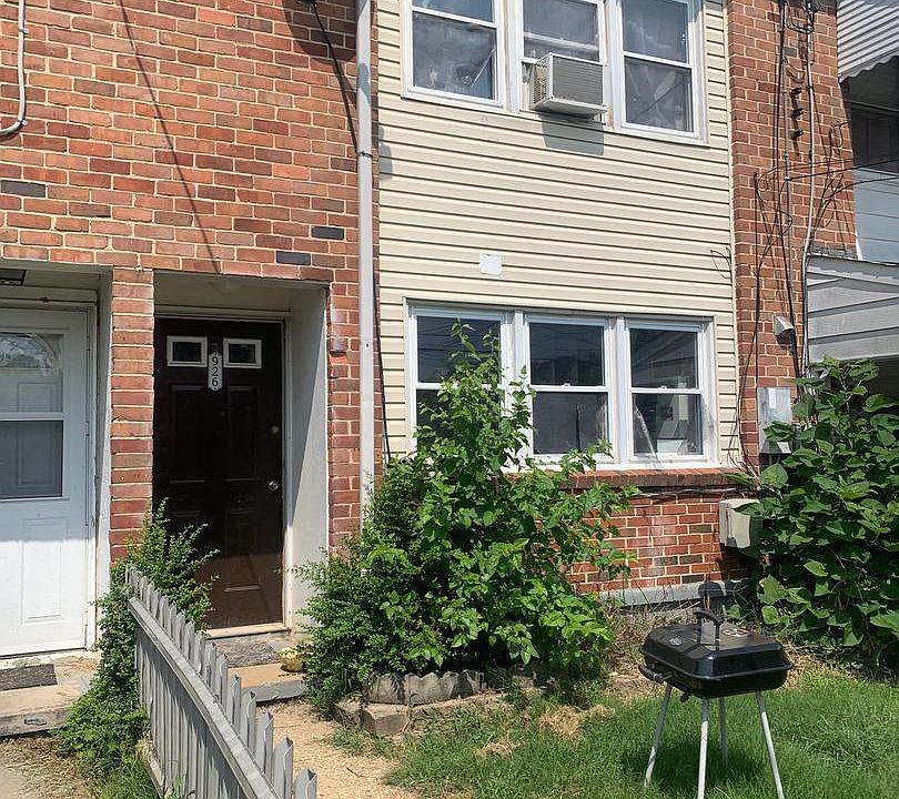 1st image of 926 Catawba Ct