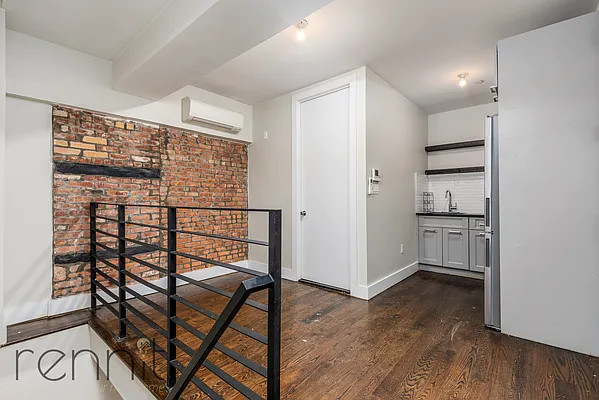 Rented by Rennit Inc. | media 2