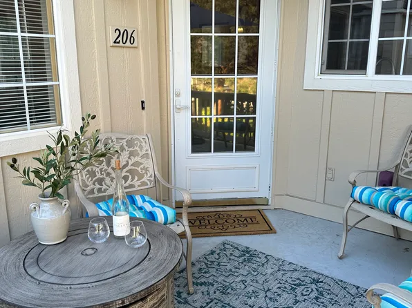 5110 S Surprise Way APT 206, Boise, ID 83716