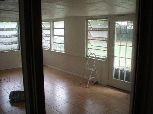 3rd image of 2430 Franklin Dr