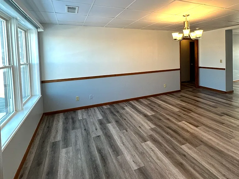 525 E Pine St — Photo 9