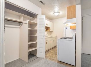 Waverly Park Apartments, Lansing, MI 48911