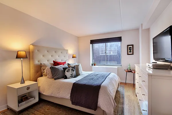 Rented by Corcoran | media 17