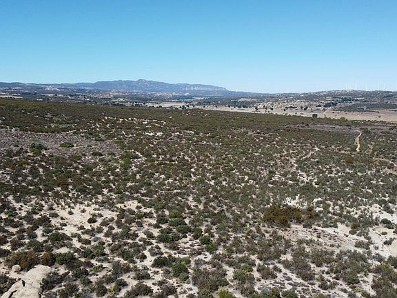 3rd image of 1 Rocky Knoll Rd