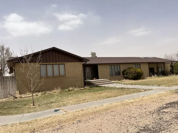 6033 N Road B, Ulysses, KS 67880