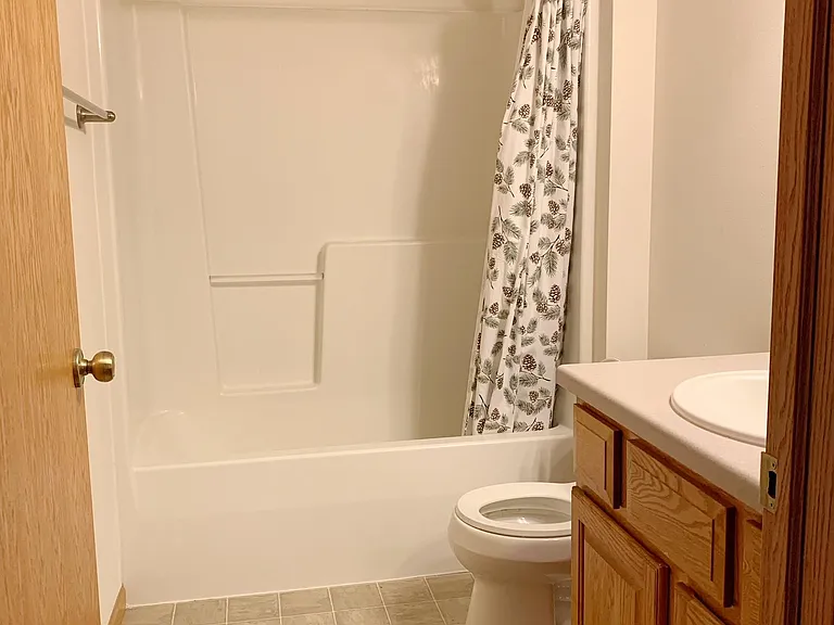 1643 Okeeffe Ave — Photo 13